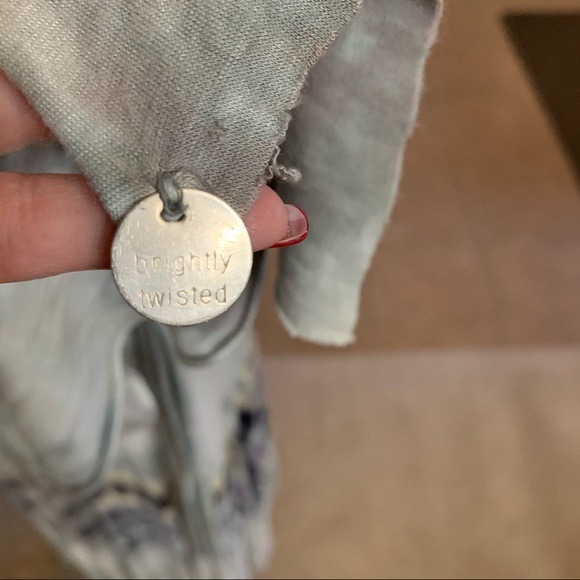 Brightly Twisted skirt - Picture 10 of 16